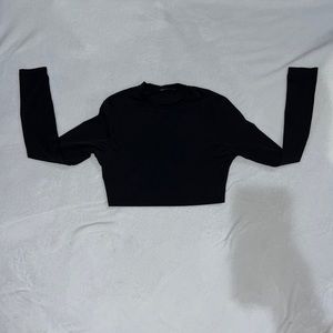 long sleeve cropped shirt, size S